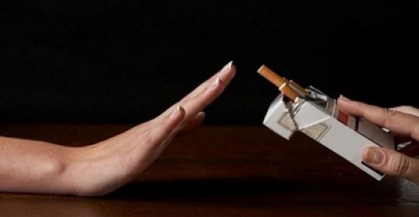 Κάπνισμα: Τι πρέπει να ξέρετε για τις τσίχλες νικοτίνης