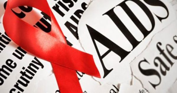Νέα θεραπεία μπλοκάρει τον ιό του AIDS