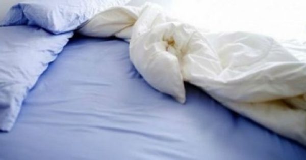 Μεγάλη προσοχή: 12 καρκινογόνα πράγματα που πρέπει να απομακρύνεις από το υπνοδωμάτιο σου αμέσως τώρα!