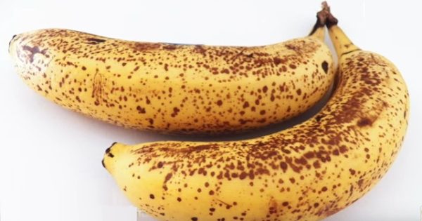 Δείτε ΤΙ συμβαίνει στο σώμα μας κάθε φορά που τρώμε 2 ώριμες μπανάνες τη μέρα και ΔΕΝ θα το πιστεύετε!