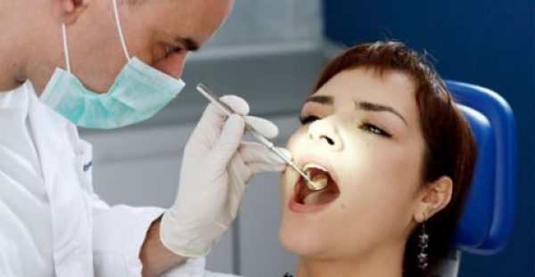 Καρκίνος του στόματος: Τι να ξέρετε για την πρώιμη διάγνωση