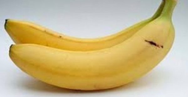 ΔΕΙΤΕ τι θα πάθετε αν φάτε 2 μπανάνες σε μια ημέρα!