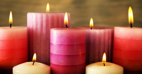 7 Κόλπα για να Διαρκούν τα Κεριά σας Περισσότερο και να Βγάζουν Καλύτερη Φλόγα 