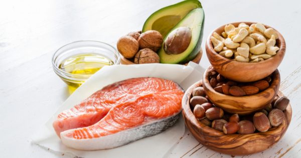 Χοληστερόλη: Τι να τρώτε για να την «σπάσετε» – Όρια χοληστερίνης