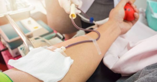 Μετάγγιση αίματος: Πιθανές οι επιπλοκές από γυναίκα δότη και άντρα λήπτη!!!