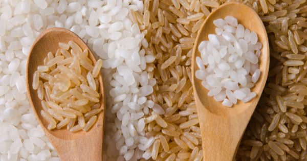 Ρύζι άσπρο ή καστανό; Ποιο είναι καλύτερο για την υγεία σας