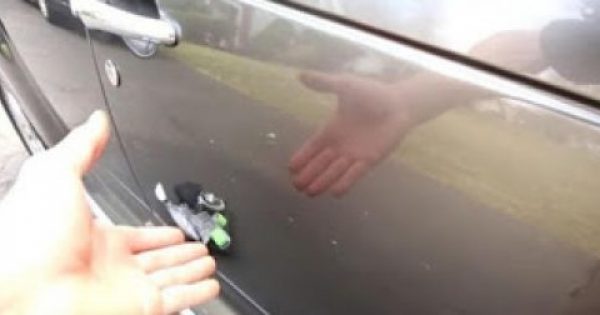 θα πάθετε πλάκα: Δείτε πως να αφαιρέστε τις γρατσουνιές από το αυτοκίνητο εύκολα, γρήγορα και χωρίς καθόλου χρήματα [video]