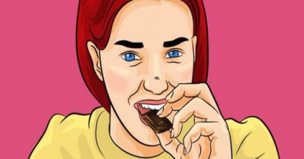 Έτρωγε ένα κομμάτι μαύρη σοκολάτα κάθε μέρα για έναν μήνα – Αυτό που συνέβη στο σώμα της δεν θα το πιστεύετε!