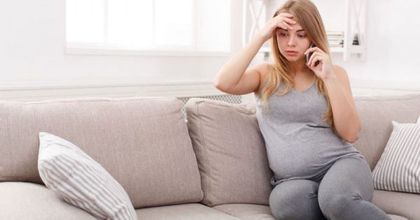 Κατάθλιψη στην εγκυμοσύνη: Σημάδια, συμπτώματα, θεραπεία