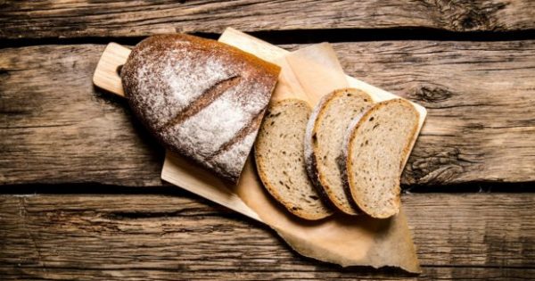 Αυτό Είναι το Υγιεινότερο Ψωμί που Μπορείτε να Αγοράσετε Σύμφωνα με το Harvard