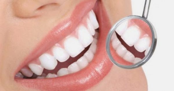 Featured Image for Ποιο βότανο σταματά την περιοδοντίτιδα και ποιο κάνει κατάλευκα τα δόντια;