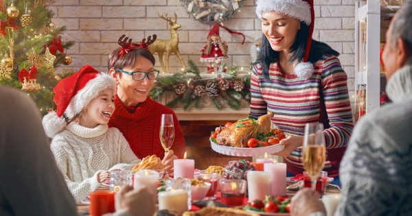 10 συμβουλές για να κρατήσετε τη δίαιτά σας τα Χριστούγεννα & την Πρωτοχρονιά