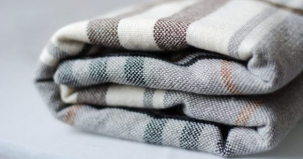 5 Δημιουργικοί Τρόποι για να Αποθηκεύσετε τις Κουβέρτες σας