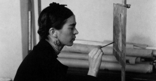 Featured Image for Frida Kahlo: Τίποτα δεν είναι απόλυτο. Όλα αλλάζουν.