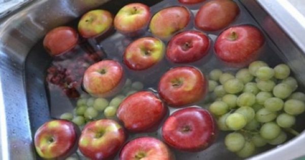 Καταπολεμήστε τα καρκινικά φυτοφάρμακα – Πώς να καθαρίσετε τα φρούτα και τα λαχανικά από τα χημικά!