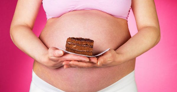 Παχύσαρκες μητέρες στην εγκυμοσύνη – παχύσαρκα παιδιά: Ισχύει;