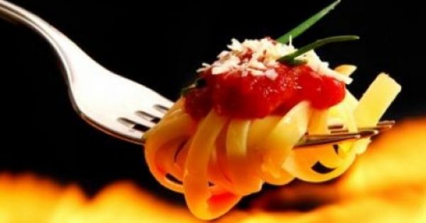 Featured Image for Τα πιο σιχαμένα πράγματα που βάζουν οι εταιρίες στα φαγητά που τρώμε.