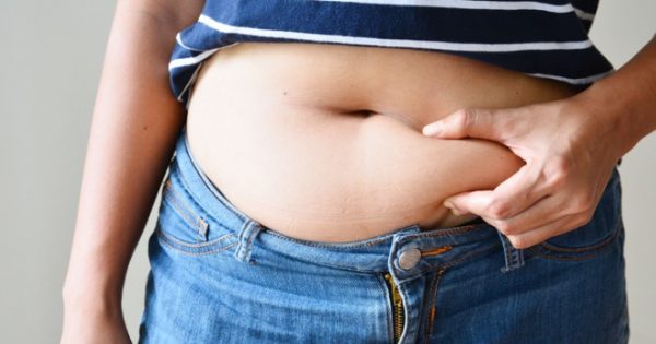 Έμφραγμα: Το κοιλιακό λίπος διπλασιάζει τον κίνδυνο ακόμα και για αν ΔΕΝ έχετε περιττά κιλά!
