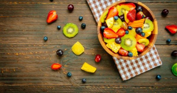 Τα 6 Φρούτα και Λαχανικά με τα Περισσότερα Φυτοφάρμακα