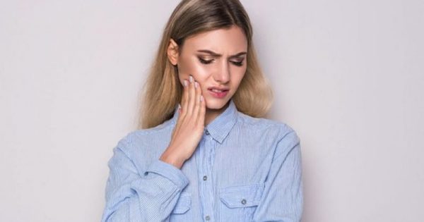 Ευαίσθητα δόντια: 10 τρόποι για να μειώσετε τον πόνο!!!