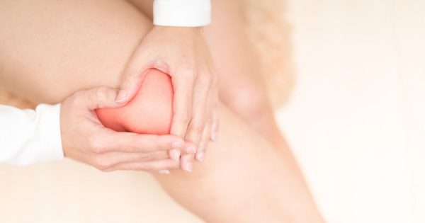 Featured Image for Πόνος στο γόνατο: Πότε δείχνει τενοντίτιδα, ρήξη μηνίσκου, αρθρίτιδα