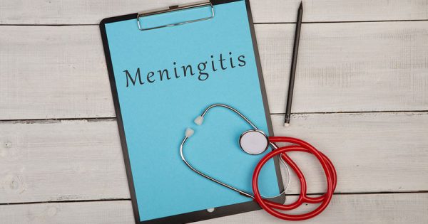 Μηνιγγίτιδα: Με 7 κρούσματα από την αρχή του έτους, ειδικοί και γονείς ανησυχούν