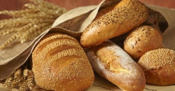 ΘΑ ΠΑΘΕΤΕ ΤΗΝ ΠΛΑΚΑ ΣΑΣ! Δες τι θα συμβεί στο σώμα σου αν σταματήσεις να τρως ψωμί