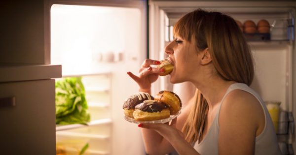 Πολυφαγία: Οι 13 λόγοι για τους οποίους τρώμε πολύ
