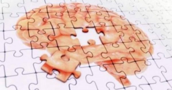 Το Αλτσχάιμερ “ξεκινάει” πολύ πριν εμφανιστούν τα πρώτα συμπτώματα