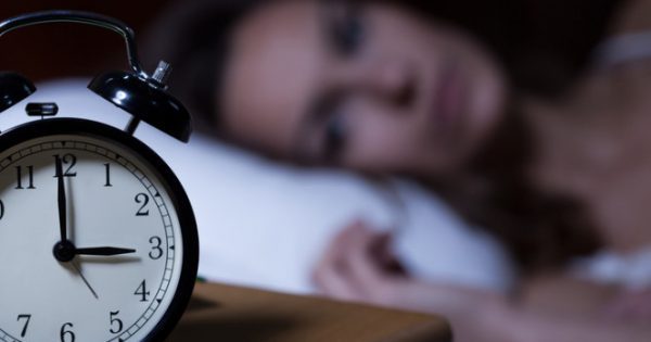 Ύπνος: Οκτώ τρόποι για να νικήσετε την αϋπνία στη μέση της νύχτας