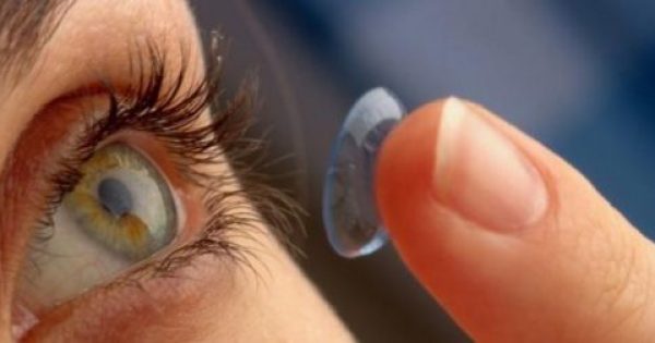 Φακοί επαφής: Πώς να προστατευτείτε από τα βακτήρια στο μάτι