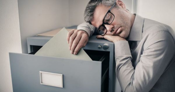 Στέρηση ύπνου: Οι 7 θανάσιμοι κίνδυνοι για την υγεία!!!-ΦΩΤΟ