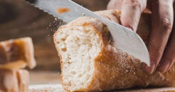 Έτσι θα Κάνετε το Μπαγιάτικο Ψωμί να Γίνει πιο Μαλακό και από Φρέσκο: Άκρως Αποτελεσματικό!