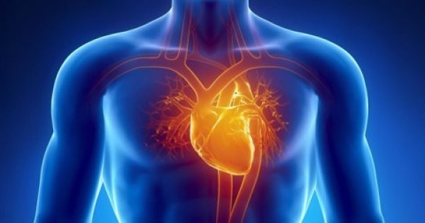SOS: Ποια σημάδια προειδοποιούν για ανακοπή καρδιάς;