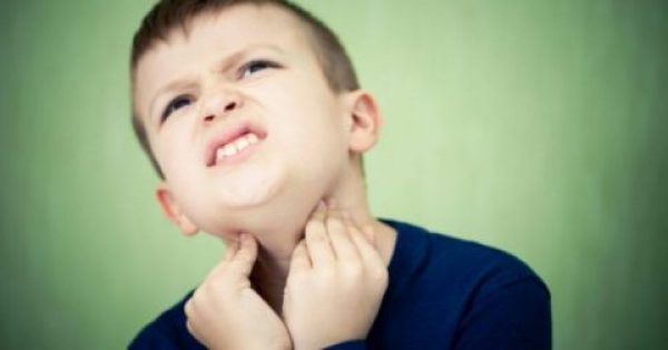 Αμυγδαλίτιδα στο παιδί: Αίτια, συμπτώματα και αντιμετώπιση