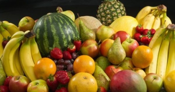 Featured Image for Ποιό φρούτο προσέχει την καρδιά, διώχνει τον καρκίνο κι ανεβάζει τη λίμπιντο;