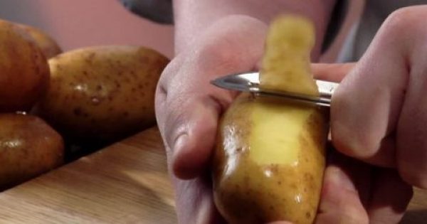 Featured Image for Μην πετάτε τις φλούδες από τις πατάτες που καθαρίζετε – Δείτε γιατί!