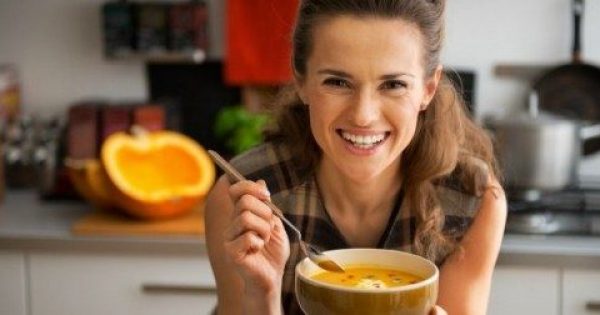 Έρευνα: Ποιες Τροφές Αδυνατίζουν Μετά τα 40