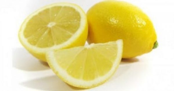 Featured Image for Τι λες τώρα! Γιατί πρέπει να βάζετε τα λεμόνια στην κατάψυξη;