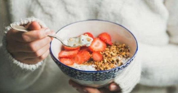 Τρεις τρόποι που το πρωινό γεύμα βοηθάει στο αδυνάτισμα