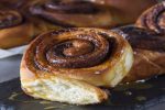 Featured Image for Τα καλύτερα CINNAMON ROLLS που έχετε δοκιμάσει ποτέ!