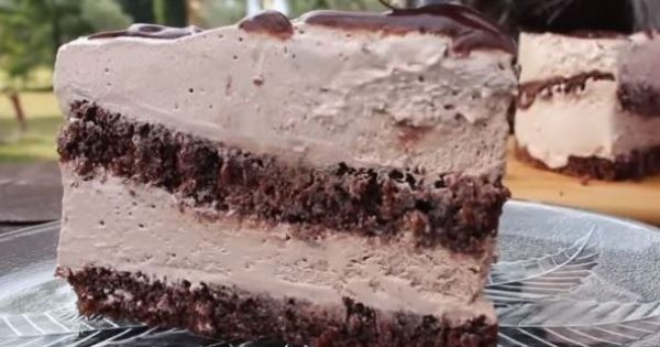 Αφράτη τούρτα σοκολατίνα νηστίσιμη (Video)