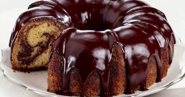 Κέικ νηστίσιμο με σοκολατένιο γλάσο