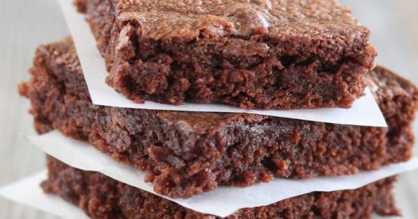 Featured Image for Πανεύκολα Brownies με Νουτέλα με 3 υλικά